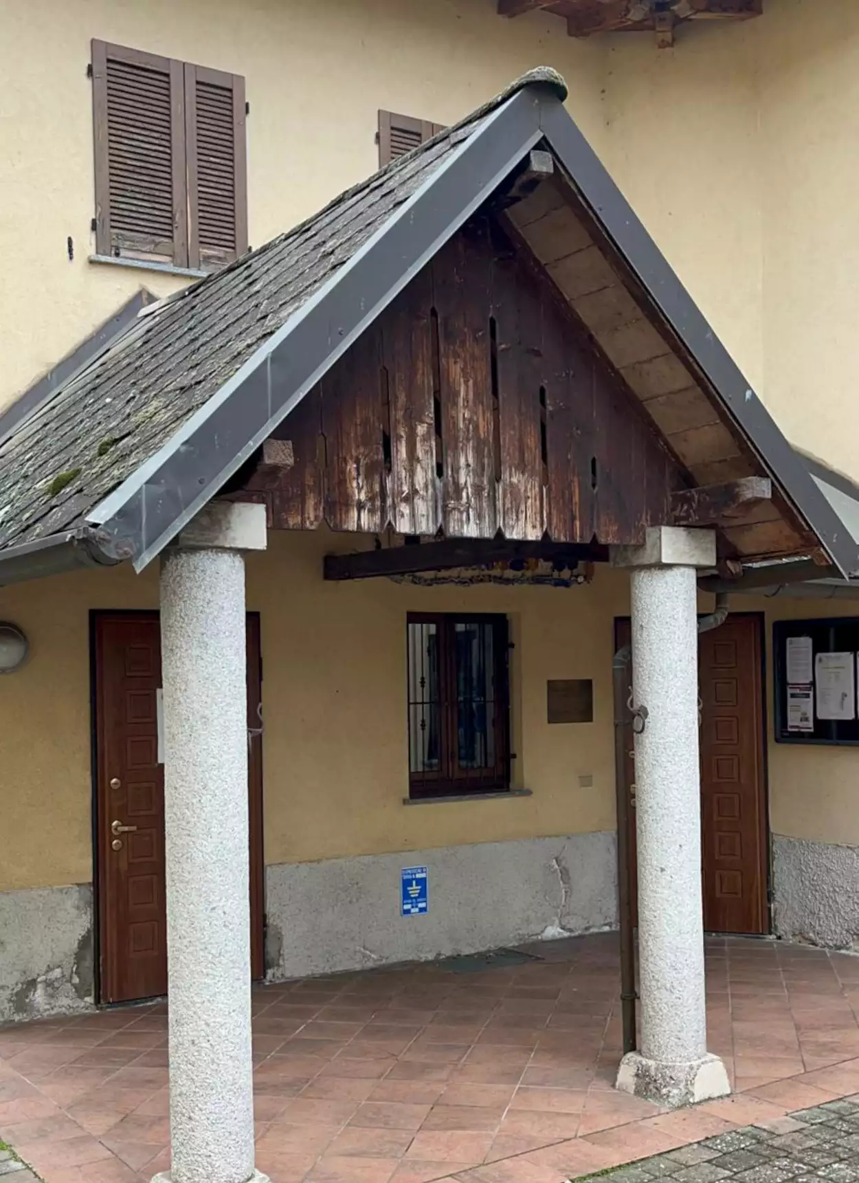 Un'immagine generica segnaposto con angoli arrotondati in una figura.